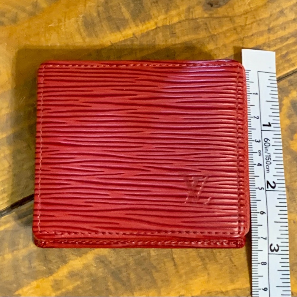 Louis Vuitton Epi Porte-Monnaie Boite Coin Box - Picture 3 of 16